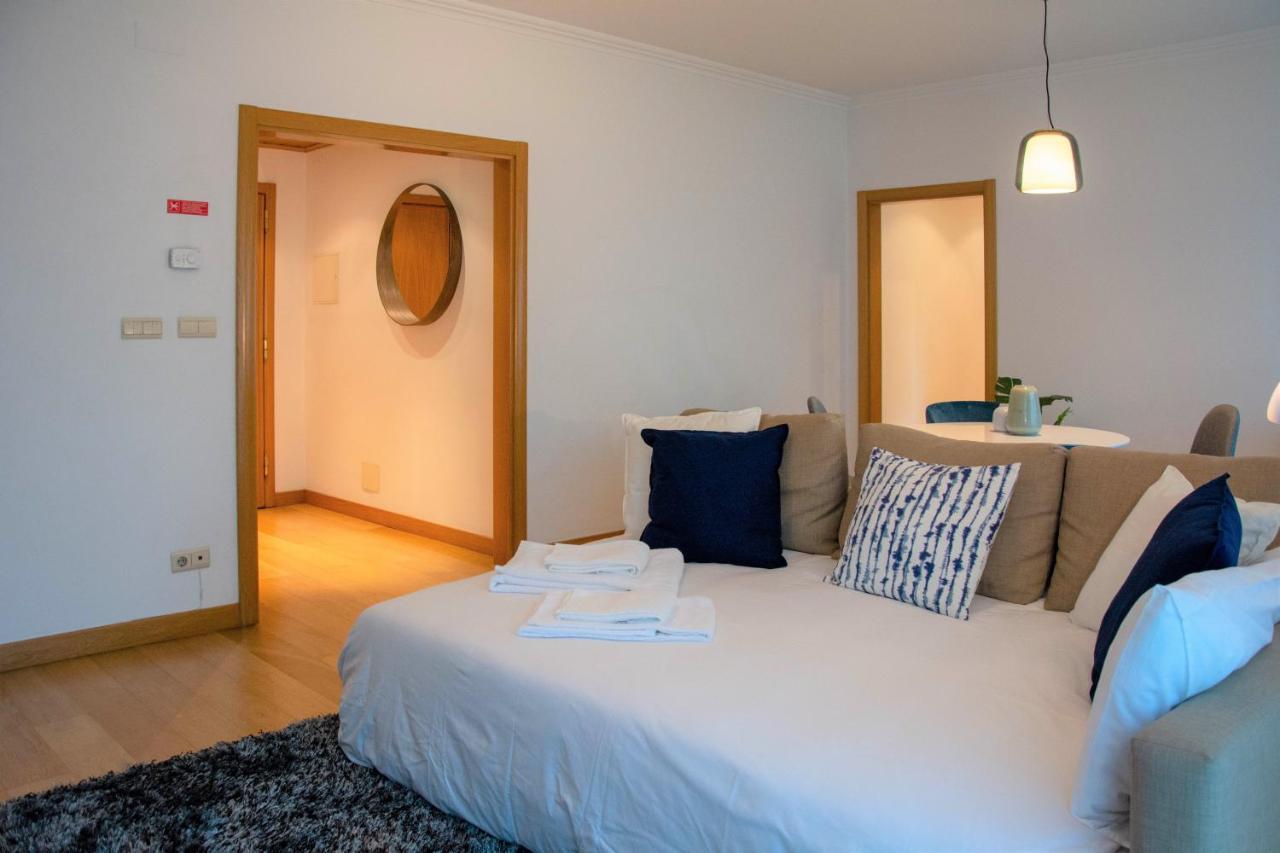 Orient - Modern, Spacious And Sunny! By The River! * Lisbona